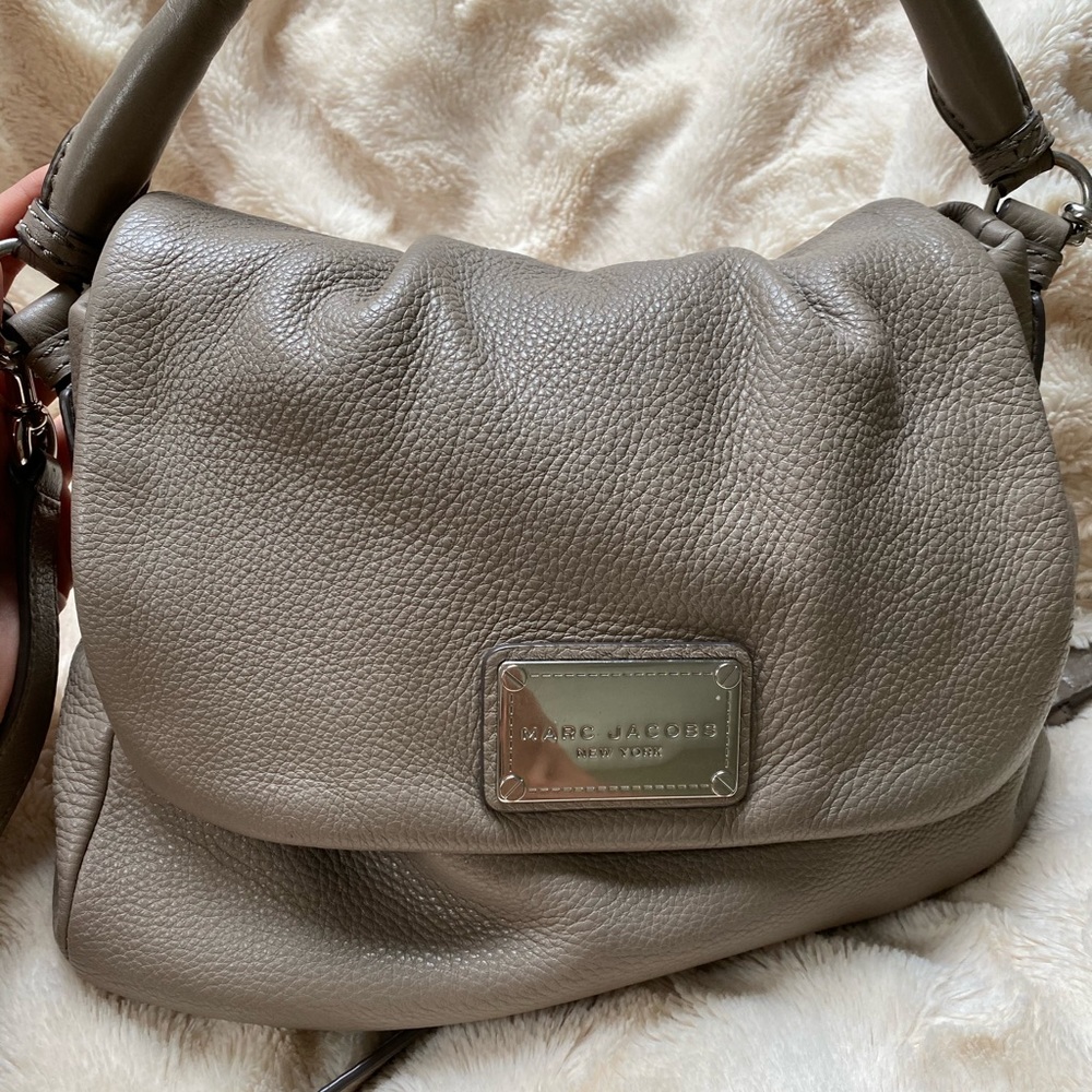Marc Jacobs leather messenger bag